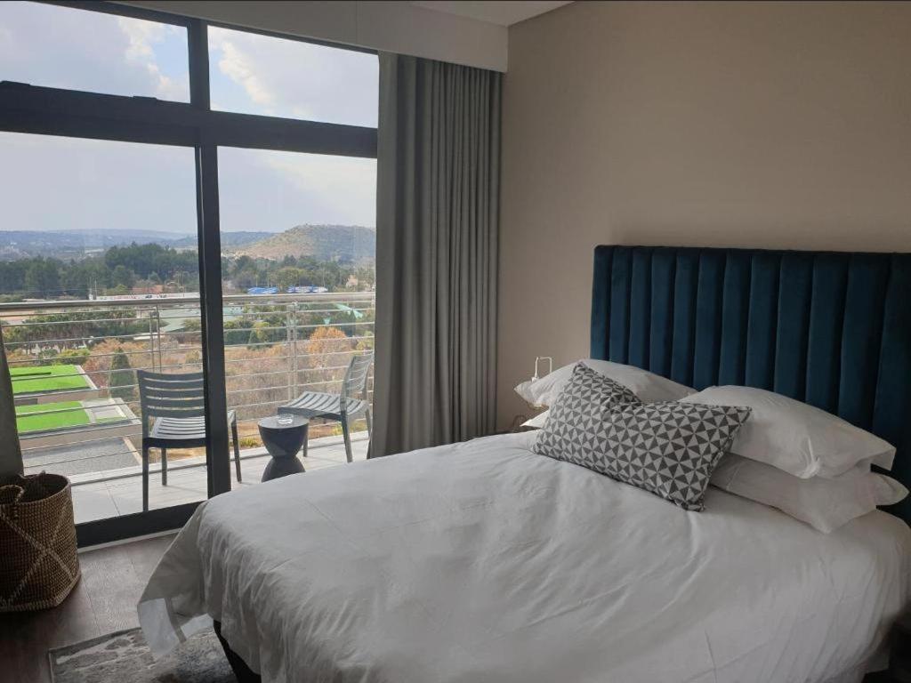 Menlyn Maine Apartments Pretoria-Noord Buitenkant foto
