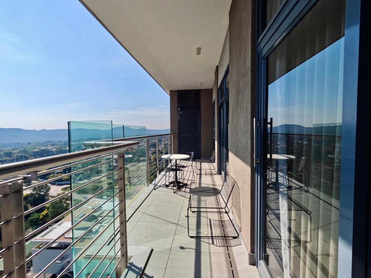 Menlyn Maine Apartments Pretoria-Noord Buitenkant foto