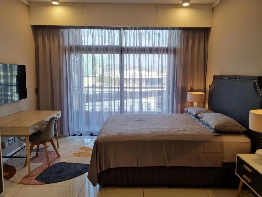 Menlyn Maine Apartments Pretoria-Noord Buitenkant foto