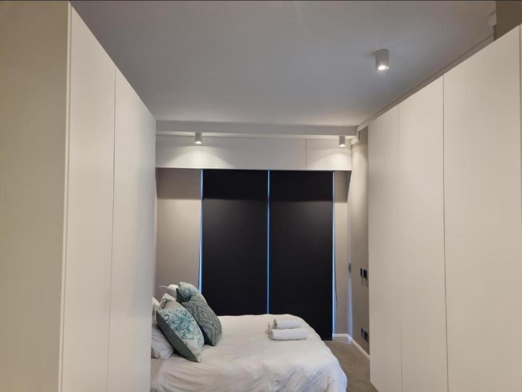 Menlyn Maine Apartments Pretoria-Noord Buitenkant foto