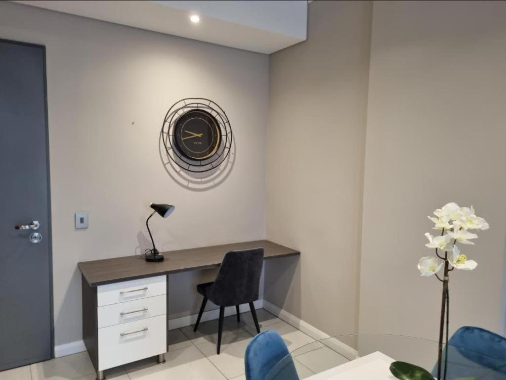 Menlyn Maine Apartments Pretoria-Noord Buitenkant foto