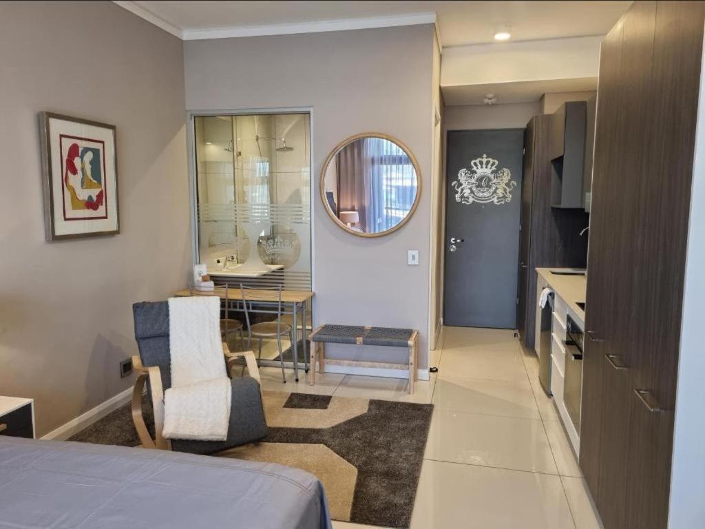 Menlyn Maine Apartments Pretoria-Noord Buitenkant foto