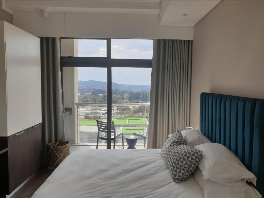Menlyn Maine Apartments Pretoria-Noord Buitenkant foto