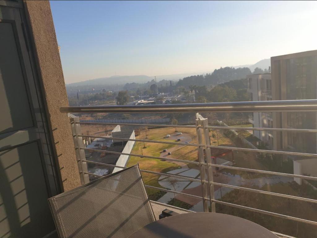 Menlyn Maine Apartments Pretoria-Noord Buitenkant foto